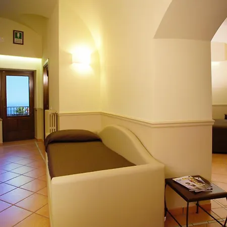 Airone Wellness 4*